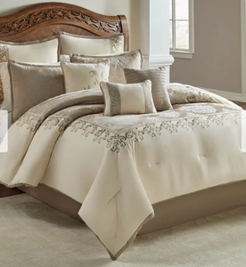 10 Piece Comforter Set - Ivory/Gold - Queen