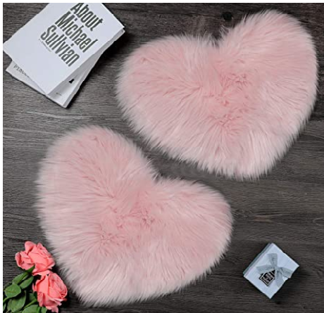 2 Pieces Fluffy Faux Sheepskin Area Rug Heart Shaped Rug Fluffy Room Carpet for Home Living Room Sofa Floor Bedroom